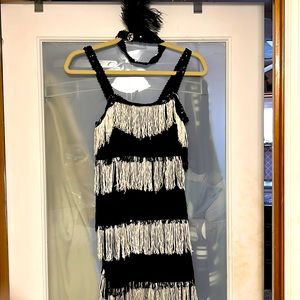 Flapper dress with feather headband